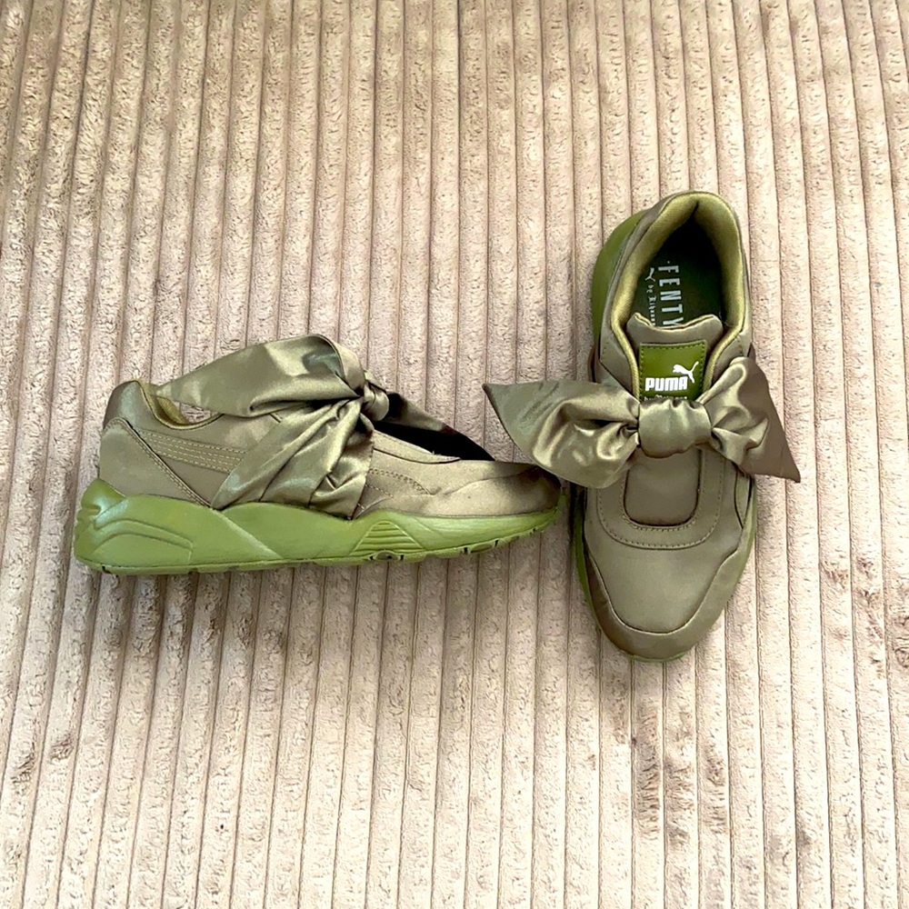 Fenty X Puma Bow Accents Sneakers - Green / Satin